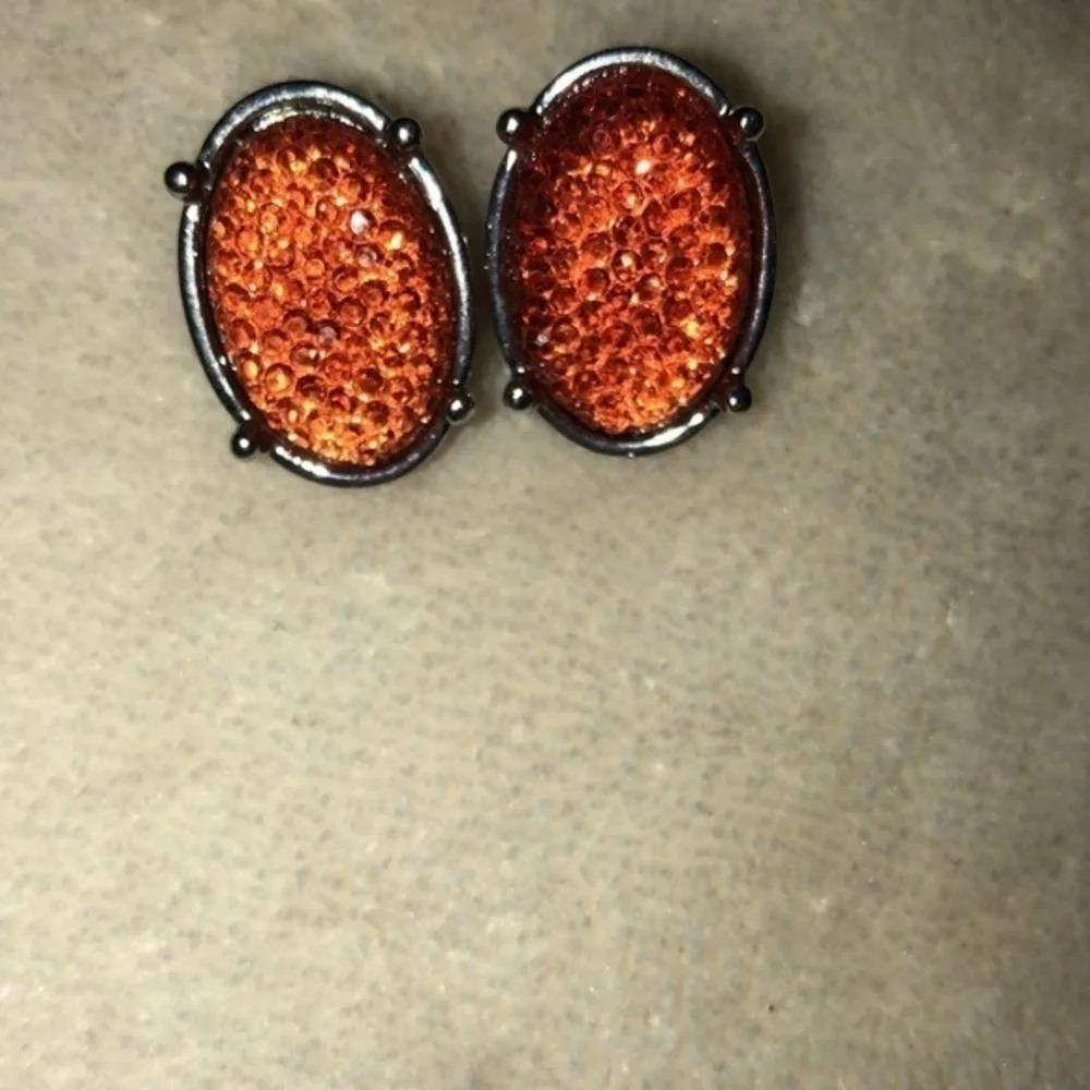 Earrings - Picture 3 of 3
